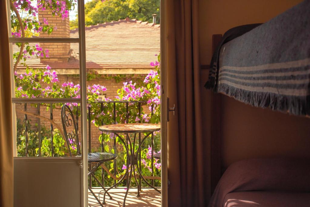 Alamo Hostel & Suites Mendoza Exterior photo