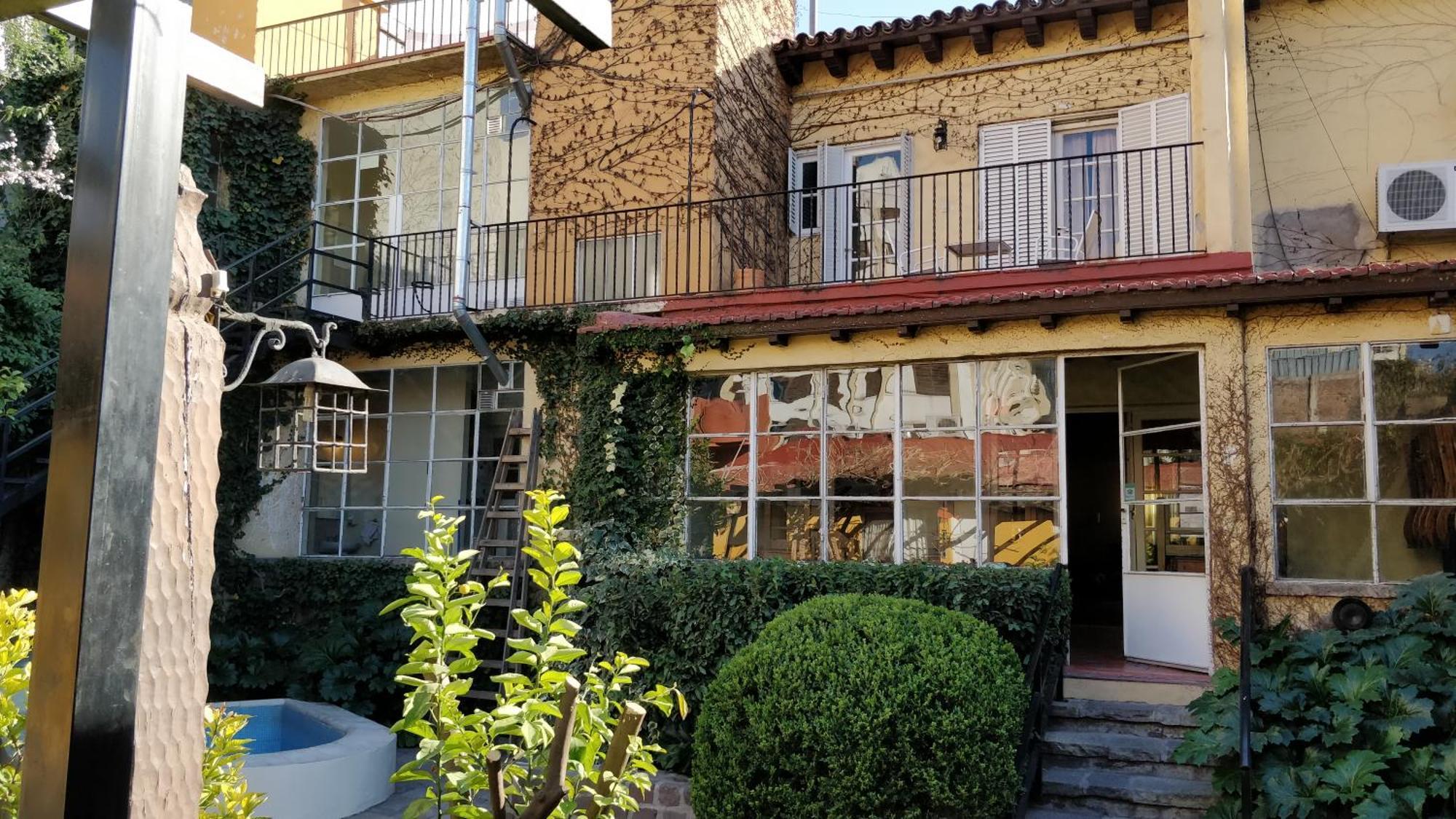 Alamo Hostel & Suites Mendoza Exterior photo